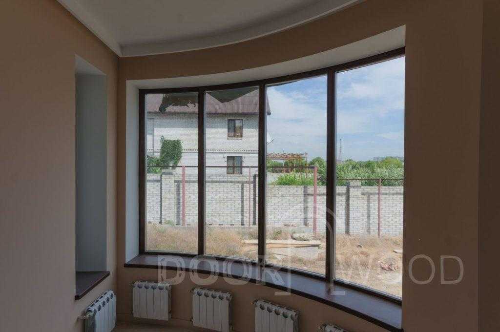 деревянное окно со стеклопакетом деревянные подоконник
