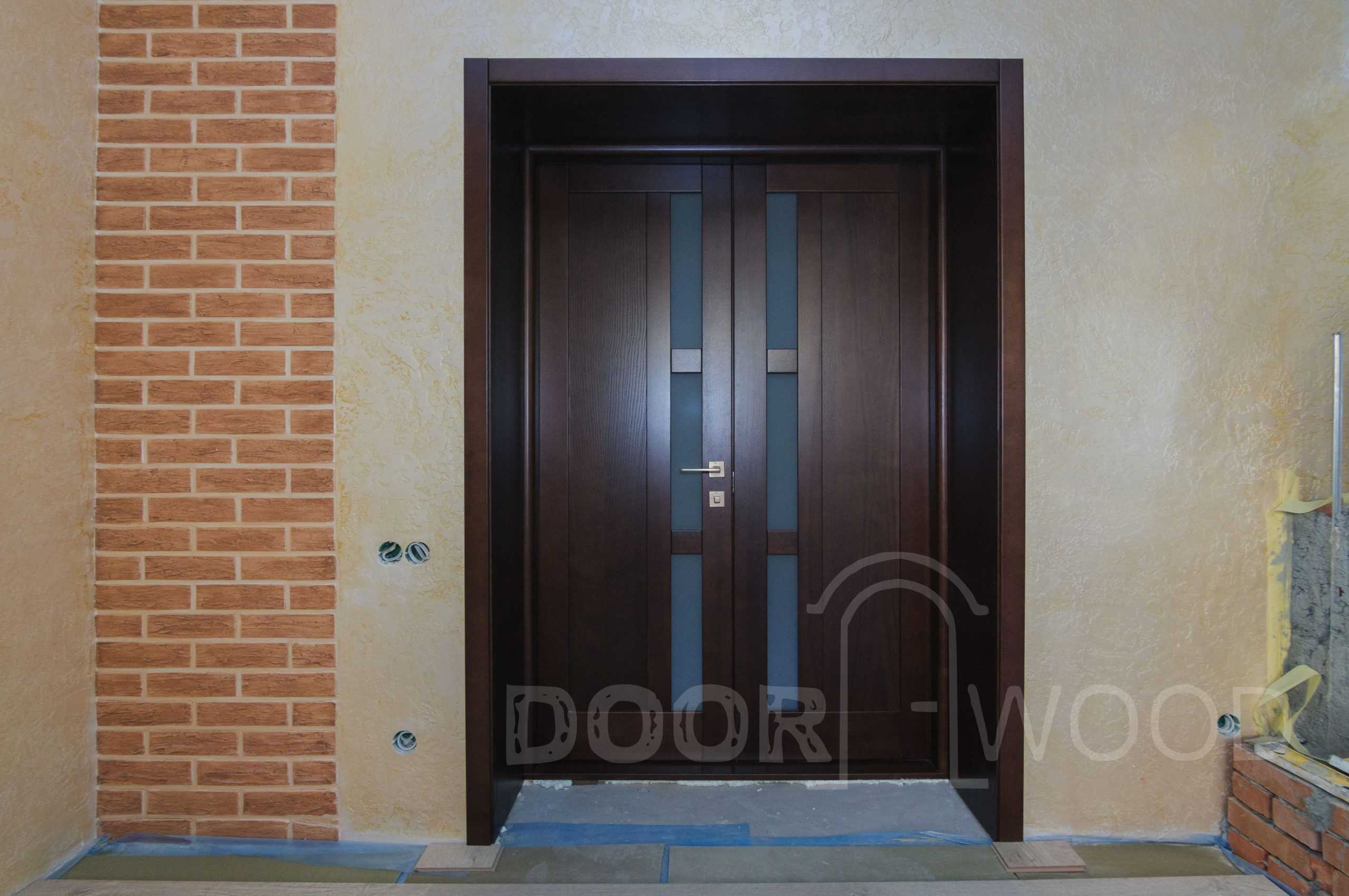 Міжкімнатні двері з ясеня в будинку в Одесі Двері на дві створки