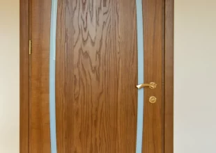 Двері з ясеня міжкімнатна фільонка зі спеціальним підбором текстури