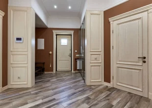 10 reasons why interior doors made of ash are the best choice.3