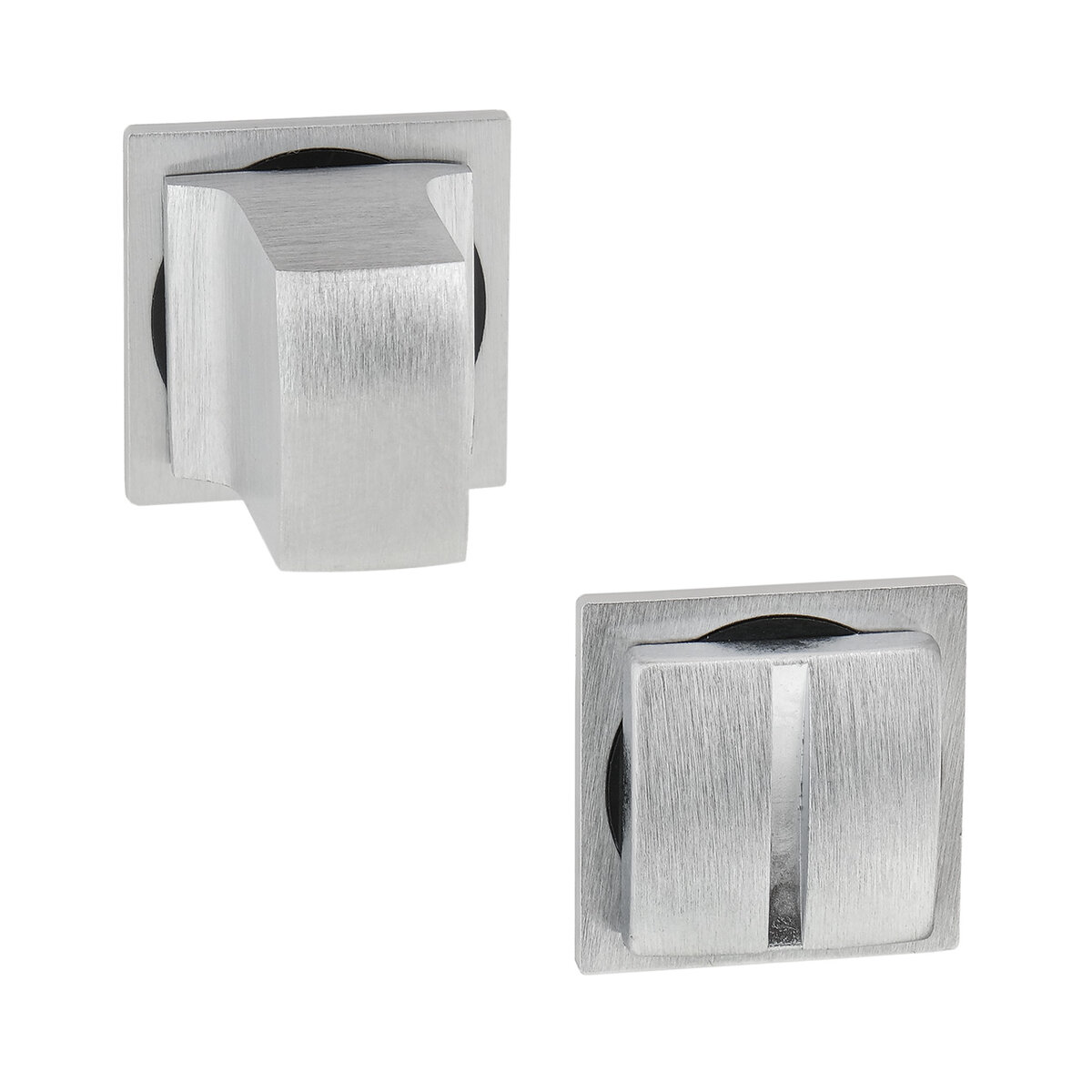 Накладка UNIQUE WC W07 на розетці RO75, матовий хром 1 Накладка UNIQUE WC W07 на розетці RO75